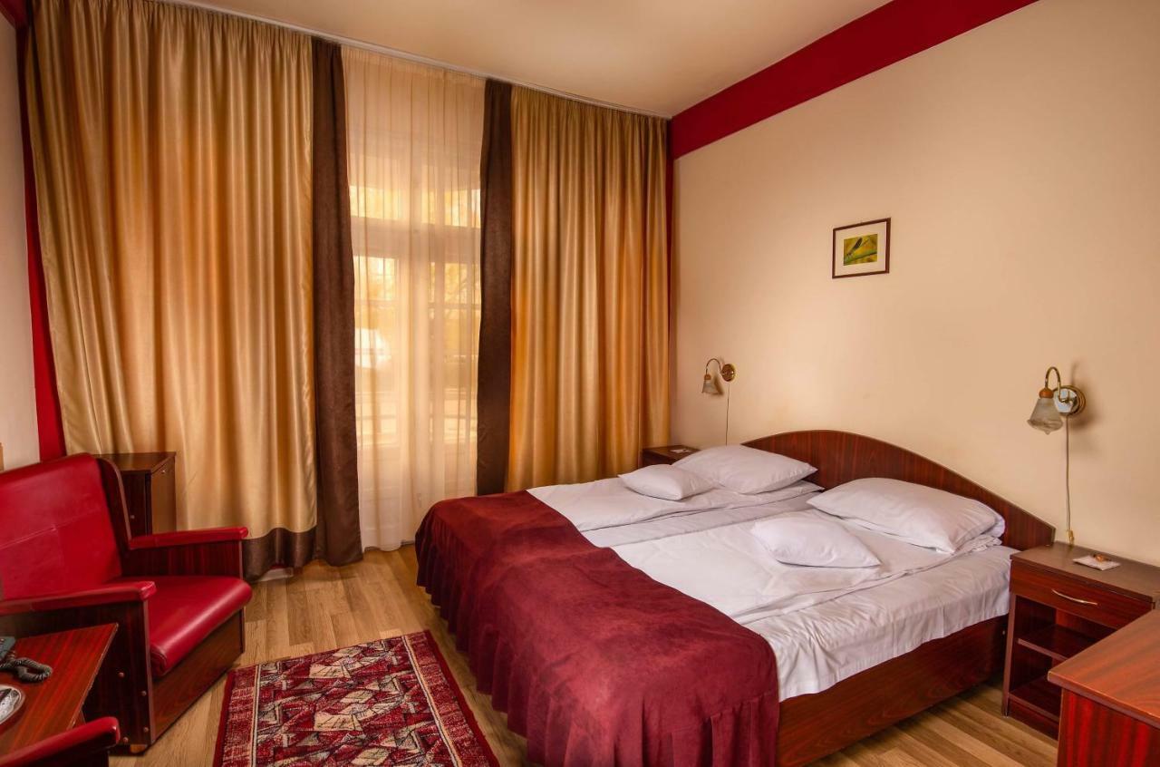 Hotel Castel Sfântu-Gheorghe Exterior foto